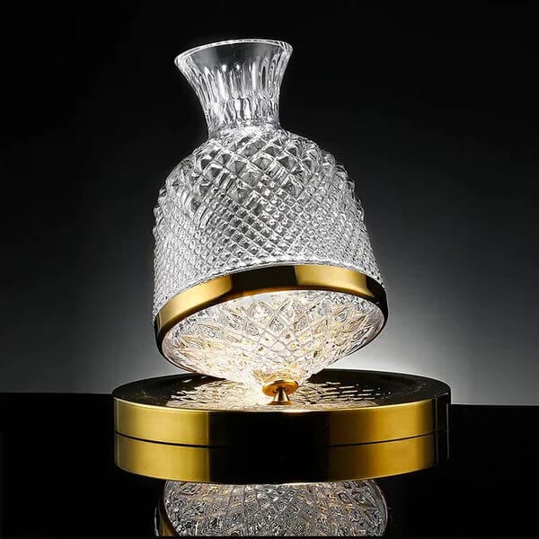 Exquisite Rotating Wine Decanter